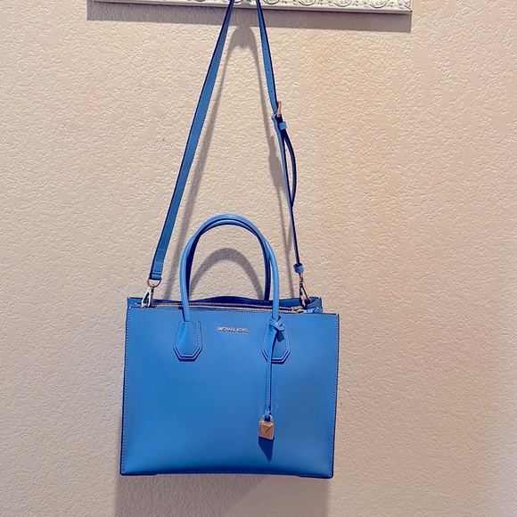 Michael Kors Like New Tote - Picture 4 of 6